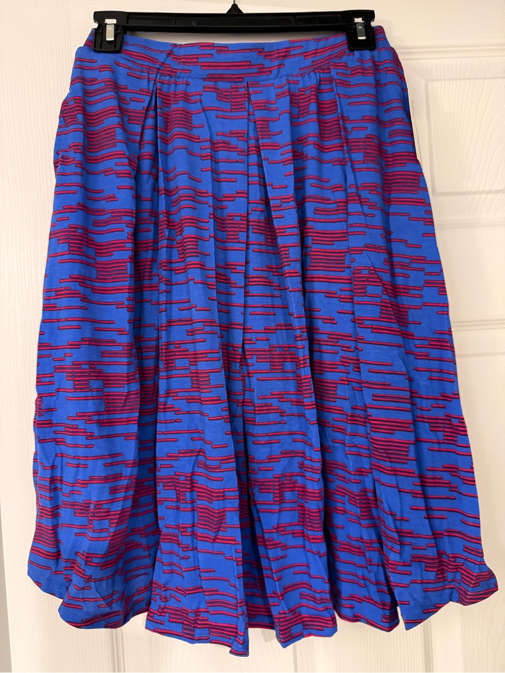 Lularoe Madison Blue & Magenta Patterned Pleated Women’s Skirt